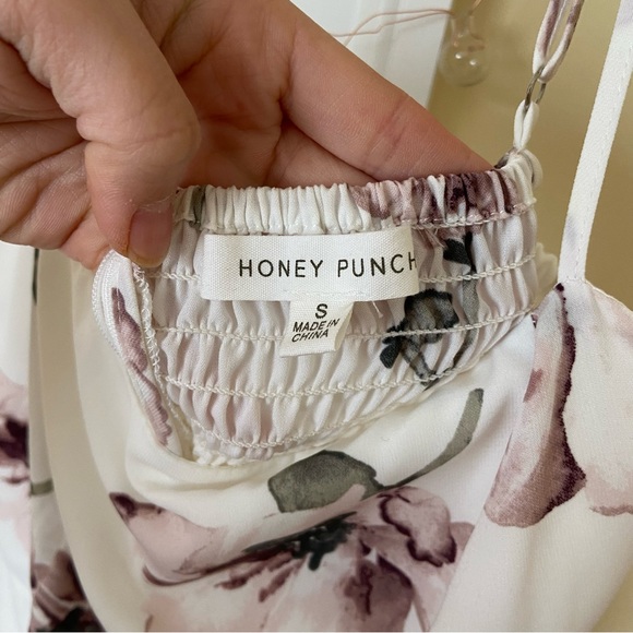 Floral Boutique Mini Dress - Picture 3 of 3